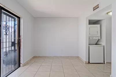 2331 W 66th Pl #201, Hialeah, FL 33016 - Photo 16