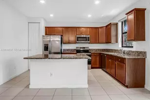 6978 Broadland Wy, Coconut Creek, FL 33073 - Photo 4
