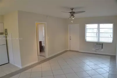 1028 NE 16th Ter #2, Fort Lauderdale, FL 33304 - Photo 4