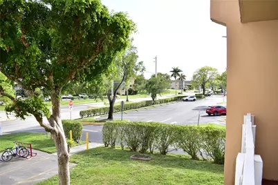 9321 Sunrise Lakes Blvd #201, Sunrise, FL 33322 - Photo 18