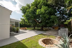 202 NW 92nd St, Miami Shores, FL 33150 - Photo 30