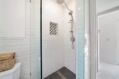 5824 Alton Rd, Miami Beach, FL 33140 - Photo 12