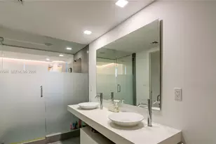 92 SW 3rd St, Miami, FL 33130 - Photo 6
