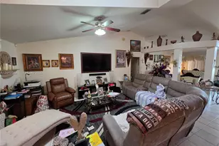 2637 SW Monterrey Ln, Port Saint Lucie, FL 34953 - Photo 4