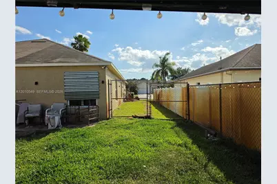 2637 SW Monterrey Ln, Port Saint Lucie, FL 34953 - Photo 26