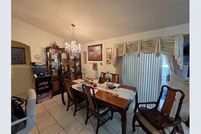 2637 SW Monterrey Ln, Port Saint Lucie, FL 34953 - Photo 8