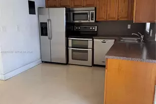 5231 NW 27th St, Lauderhill, FL 33313 - Photo 2