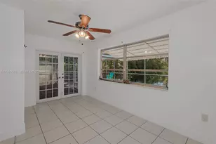 8690 NW 24th Pl, Sunrise, FL 33322 - Photo 14
