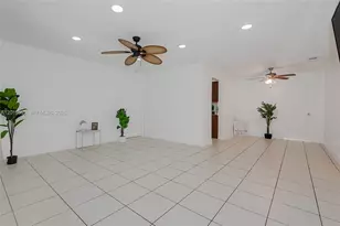 8690 NW 24th Pl, Sunrise, FL 33322 - Photo 4