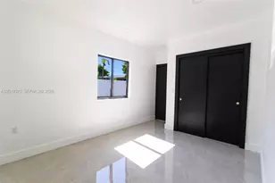 571 NW 152nd St, Miami, FL 33169 - Photo 8