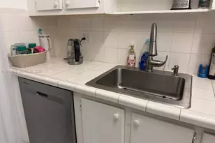 2420 Diana Dr, Hallandale Beach, FL 33009 - Photo 18