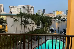 2420 Diana Dr, Hallandale Beach, FL 33009 - Photo 20