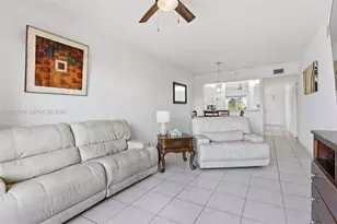 7765 Yardley Dr, Tamarac, FL 33321 - Photo 18