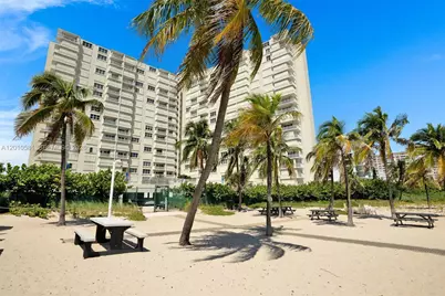 750 N Ocean Blvd #310, Pompano Beach, FL 33062 - Photo 1