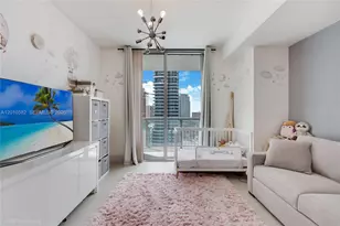 79 SW 12th St, Miami, FL 33130 - Photo 16