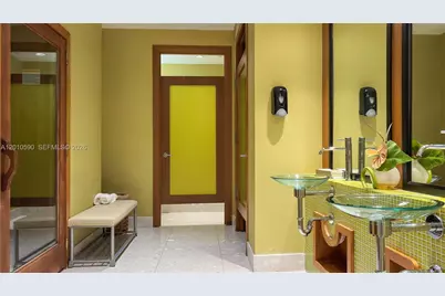 3801 Collins Ave #1502, Miami Beach, FL 33140 - Photo 40