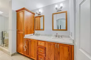 1065 Weeping Willow Way, Hollywood, FL 33019 - Photo 6