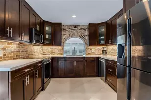 2081 Augusta, Weston, FL 33326 - Photo 4