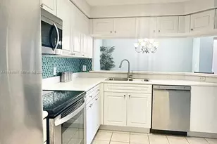 2726 Anzio Ct, Palm Beach Gardens, FL 33410 - Photo 14
