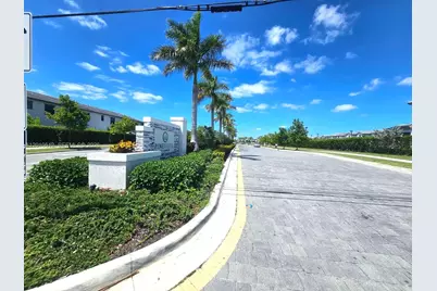 13418 SW 287th St, Homestead, FL 33033 - Photo 6