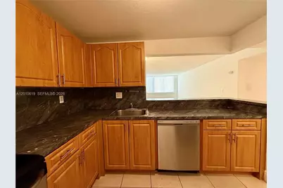 9143 SW 77th Ave #B109, Miami, FL 33156 - Photo 2