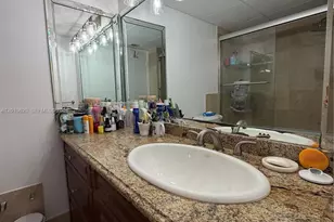 18061 Biscayne Blvd, Aventura, FL 33160 - Photo 26