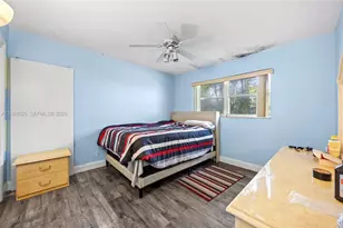 1831 Hiltonia Cir, West Palm Beach, FL 33407 - Photo 26