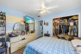 1831 Hiltonia Cir, West Palm Beach, FL 33407 - Photo 32