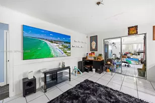 1831 Hiltonia Cir, West Palm Beach, FL 33407 - Photo 18