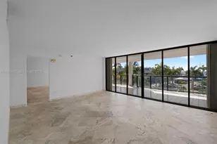 2575 S Bayshore Dr, Miami, FL 33133 - Photo 14