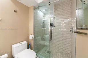 2639 N Riverside Dr, Pompano Beach, FL 33062 - Photo 18