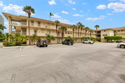 2600 Diana Dr #119, Hallandale Beach, FL 33009 - Photo 28