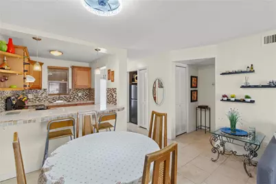 2600 Diana Dr #119, Hallandale Beach, FL 33009 - Photo 16