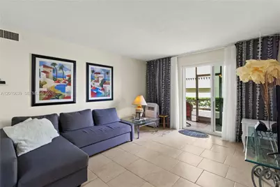2600 Diana Dr #119, Hallandale Beach, FL 33009 - Photo 10