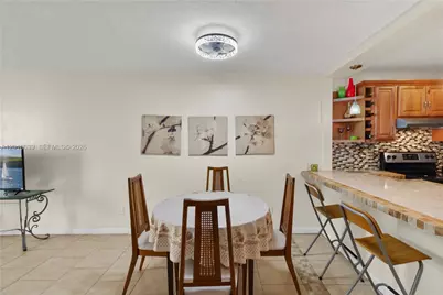 2600 Diana Dr #119, Hallandale Beach, FL 33009 - Photo 14