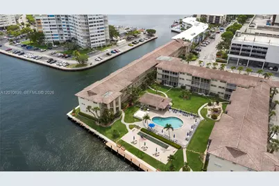 2600 Diana Dr #119, Hallandale Beach, FL 33009 - Photo 2