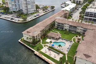 2600 Diana Dr, Hallandale Beach, FL 33009 - Photo 2