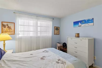 2600 Diana Dr #119, Hallandale Beach, FL 33009 - Photo 18