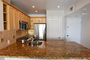 540 Brickell Key Dr, Miami, FL 33131 - Photo 6