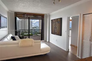 540 Brickell Key Dr, Miami, FL 33131 - Photo 4
