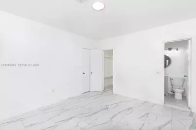 15925 NE 18th Ave, North Miami Beach, FL 33162 - Photo 32