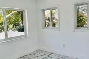 15925 NE 18th Ave, North Miami Beach, FL 33162 - Photo 20