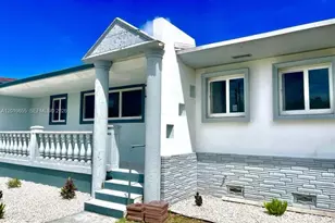 15925 NE 18th Ave, North Miami Beach, FL 33162 - Photo 2