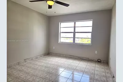 4670 W 13th Ln #507, Hialeah, FL 33012 - Photo 12