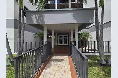 4670 W 13th Ln #507, Hialeah, FL 33012 - Photo 2