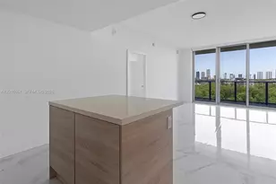 16385 Biscayne Blvd, North Miami Beach, FL 33160 - Photo 22
