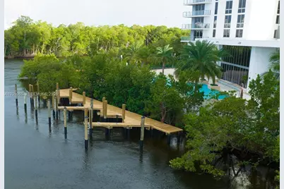 16385 Biscayne Blvd #717, North Miami Beach, FL 33160 - Photo 54