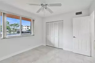 5950 Del Lago Cir, Sunrise, FL 33313 - Photo 32