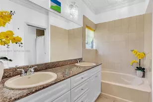 7659 N Stonecreek Circle, Davie, FL 33024 - Photo 36