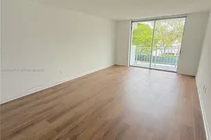 482 NW 165th St Rd, Miami, FL 33169 - Photo 2